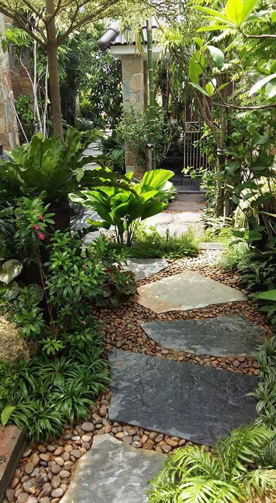 Caminho decorado para jardim