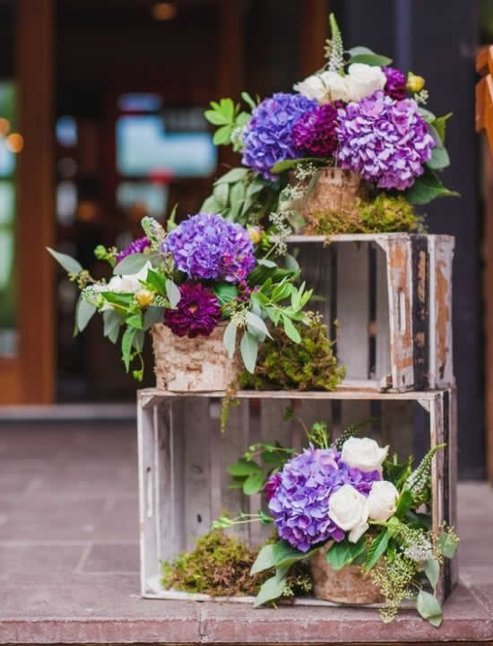 Decoração para casamento com caixotes