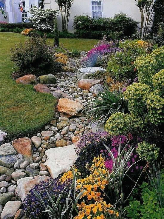 Dicas e inspirações com pedras para jardim