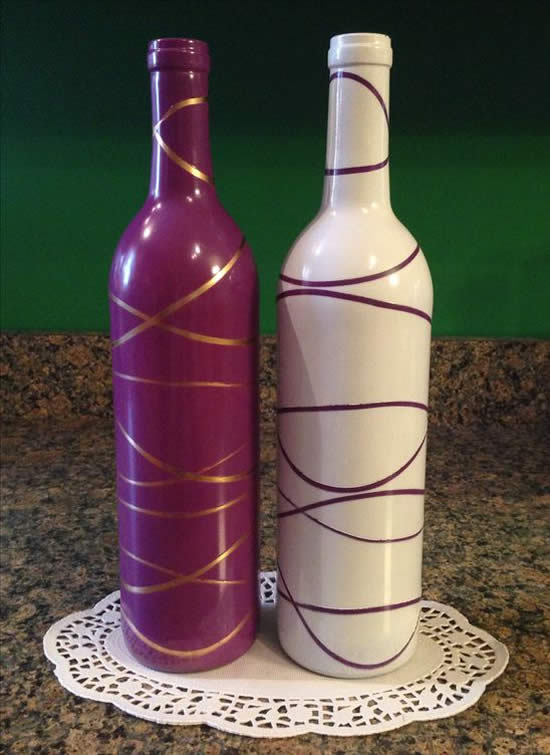 Linda decoração com garrafas decoradas