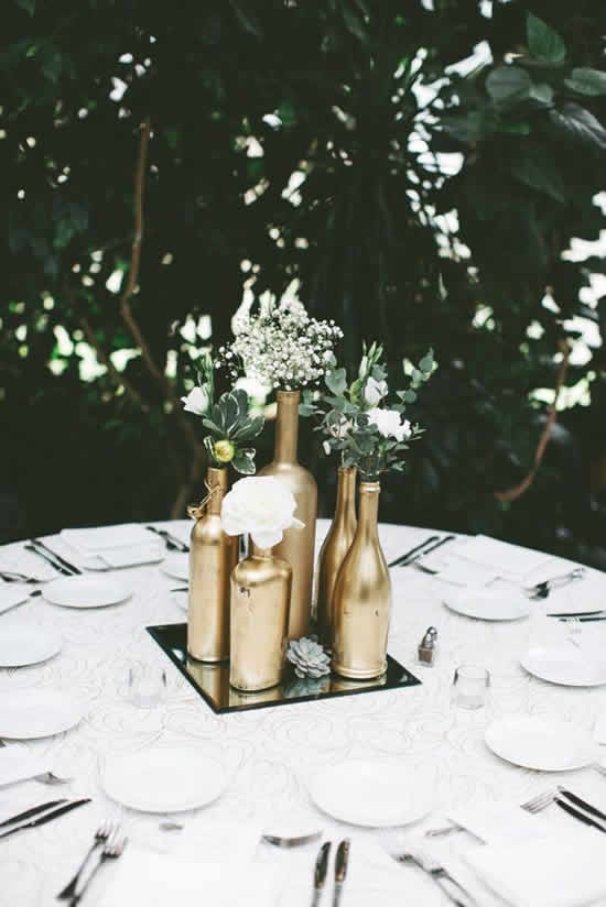 Decoração com garrafas para casamento