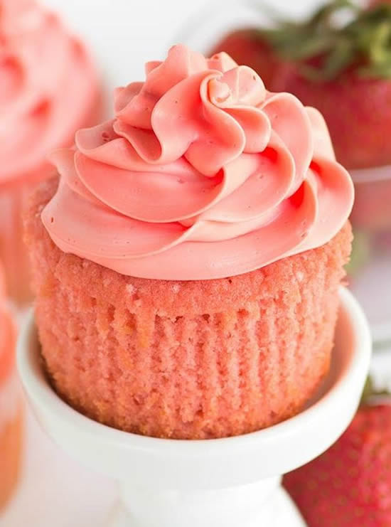 Cupcakes decorados de morango