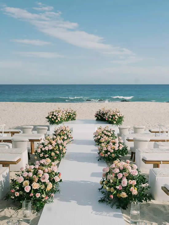 Decoração para casamento na praia