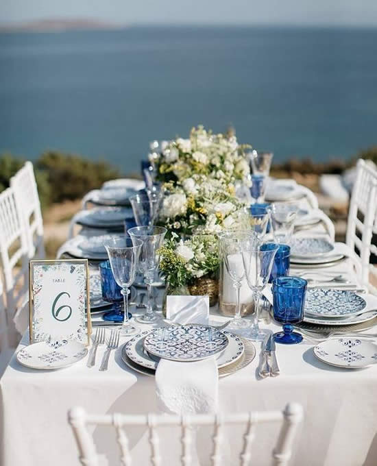 Mesa de casamento na praia