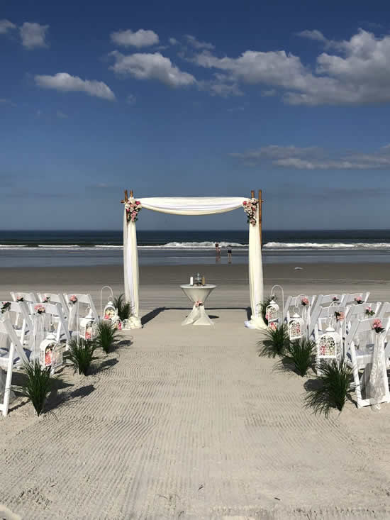 Altar de casamento na praia