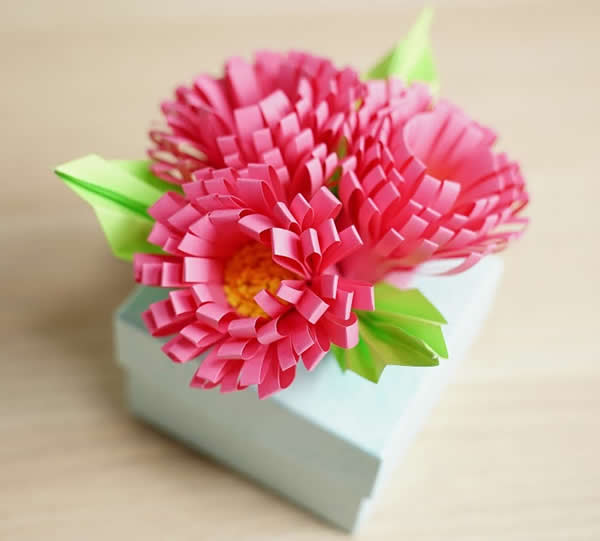 Flor de papel para presente