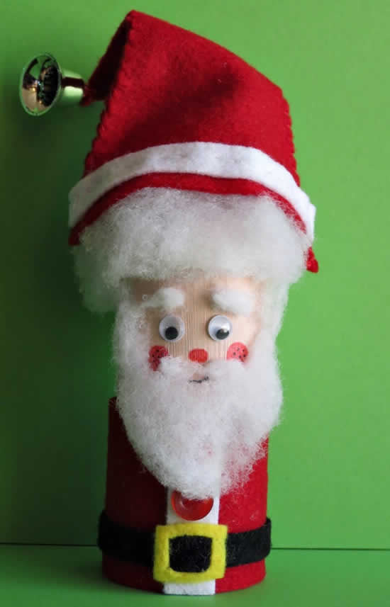 Papai Noel com reciclagem de rolo de papelão