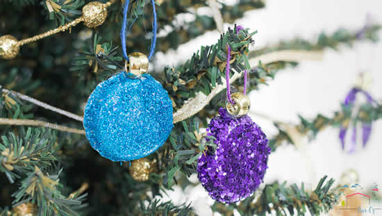 Decoração com tampinhas para o Natal