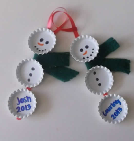 Decoração de Natal com tampas de refrigerante