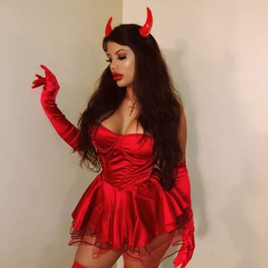 Fantasia de diabinha para brincar Carnaval