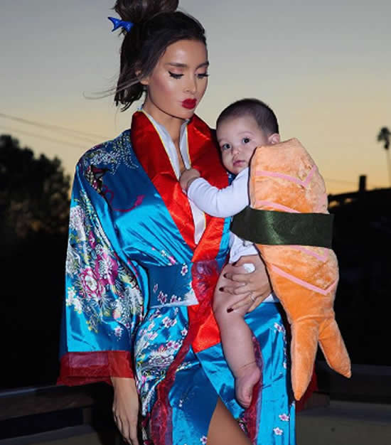 Fantasia linda de sushi para bebê