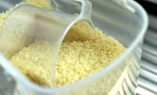 Máscara com arroz