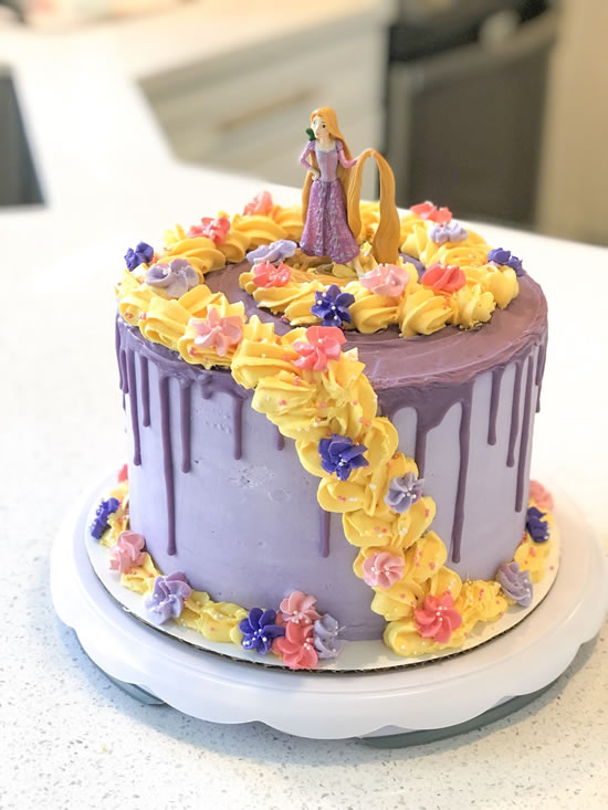 Bolo decorado da Rapunzel