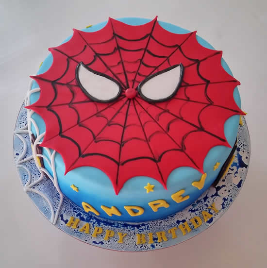 Bolo decorado Homem-Aranha