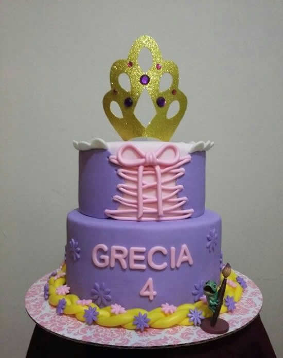Bolo Decorado da Rapunzel