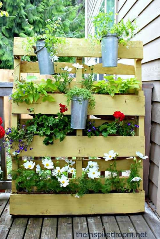 Jardim vertical com pallets