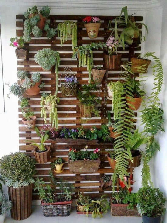 Jardim vertical com pallets