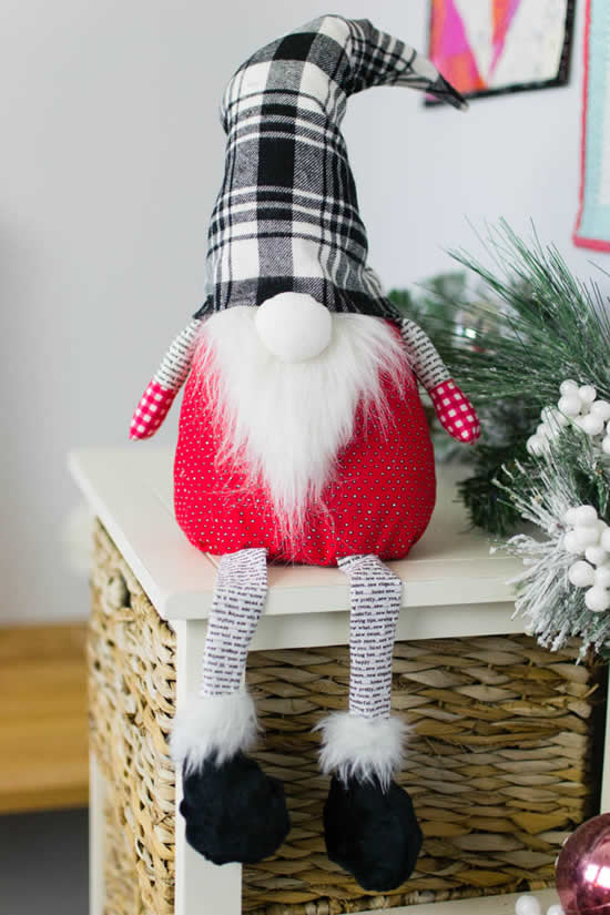 Um gnomo de feltro para o Natal