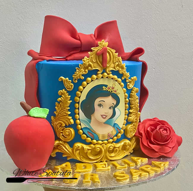 Bolo Decorado da Branca de Neve