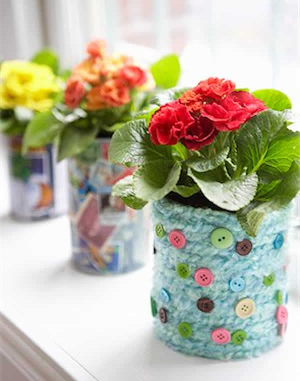 Latas decoradas com arranjos