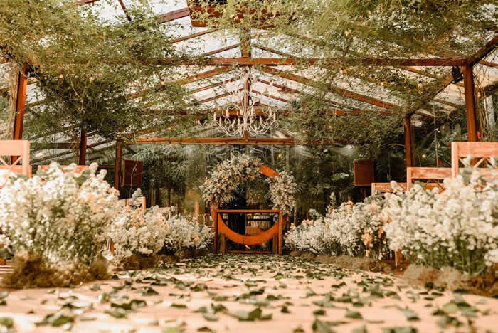 Decoração de Casamento com Flores Mosquitinho