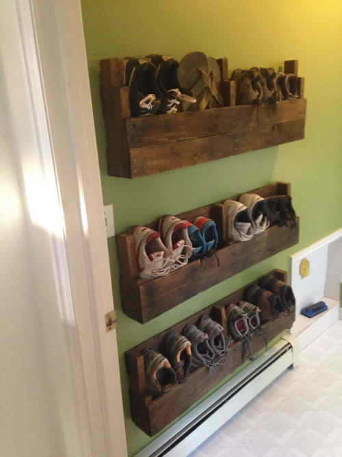 Sapateira com Pallets de Madeira
