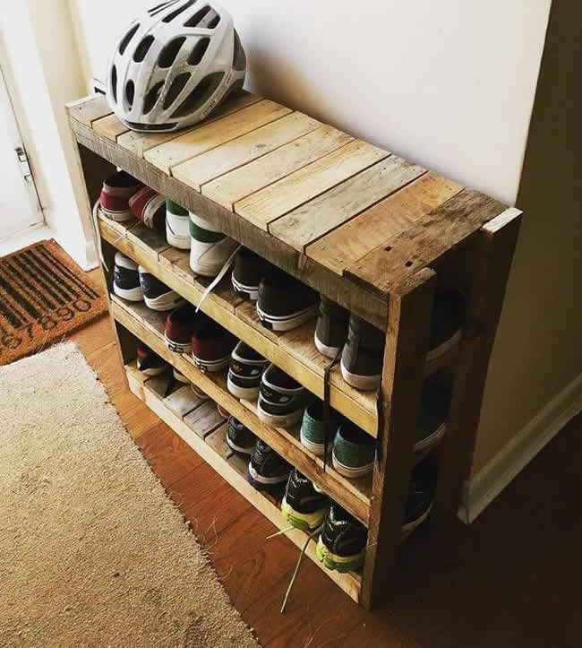 Sapateira com Pallets