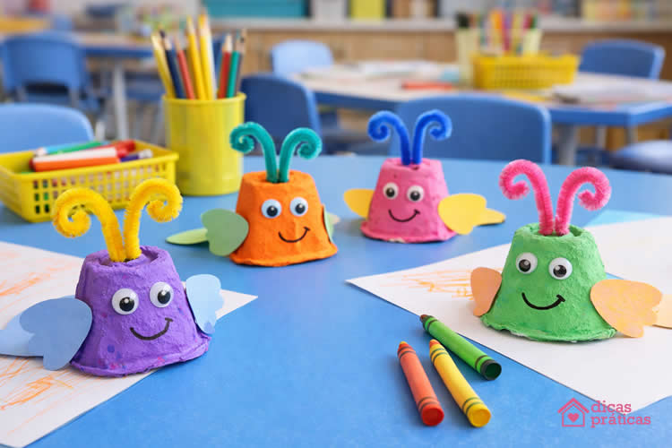 Brinquedo de Caixa de Ovos