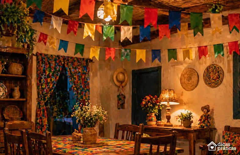 Decoração com Bandeirinhas - São João