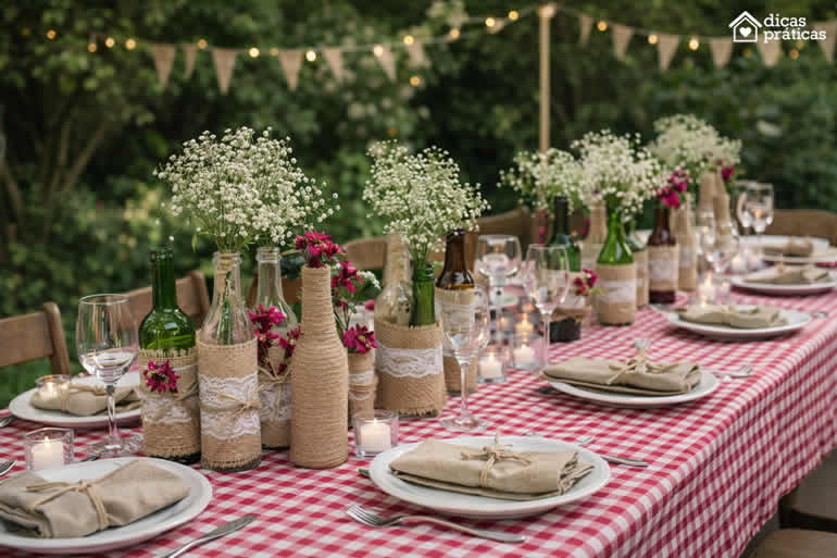 Decoração com Garrafas e Juta