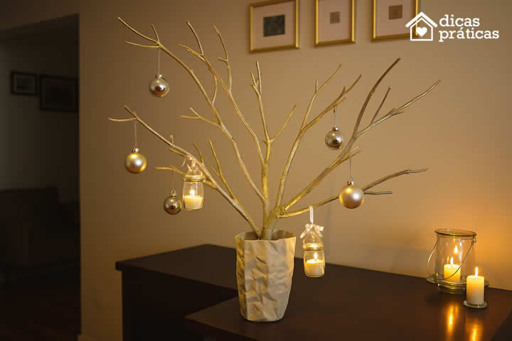 Decoração para Natal de Galhos Secos
