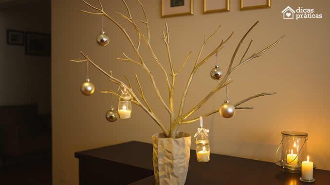 Decoração para Natal de Galhos Secos