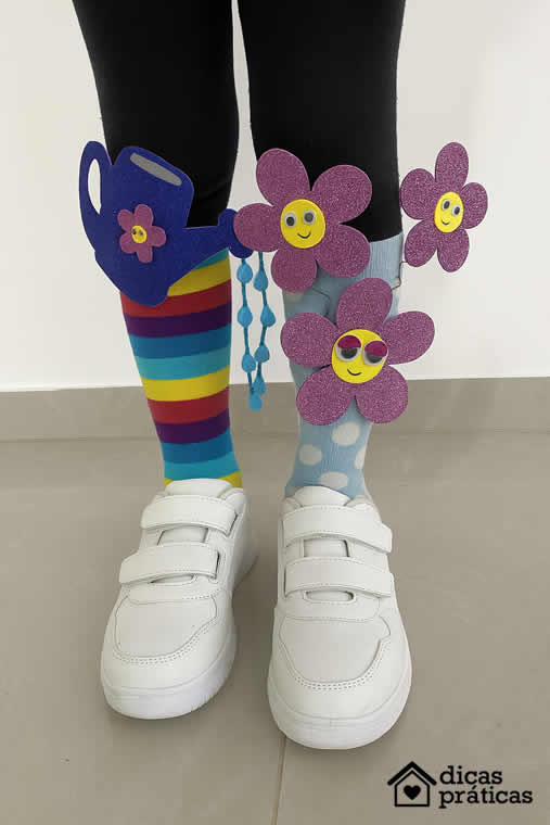 Meia Maluca com Flores e Regador