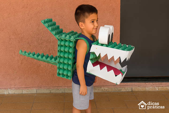 Como fazer Mochila com Caixa de Ovos