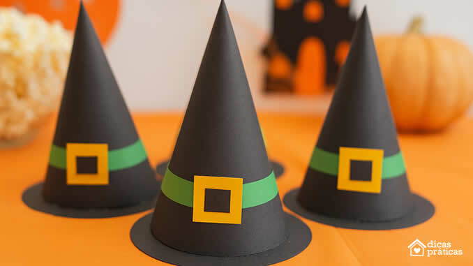 Chapéu de Bruxa de Papel para Halloween