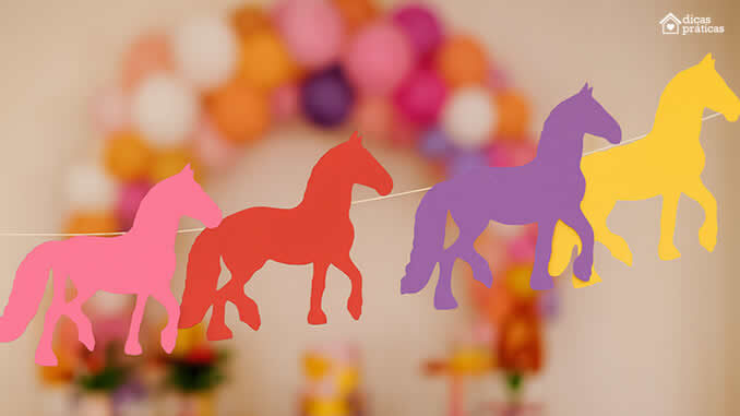 Molde de Cavalos para imprimir